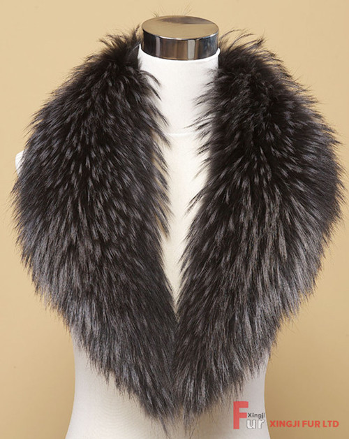 fur collar